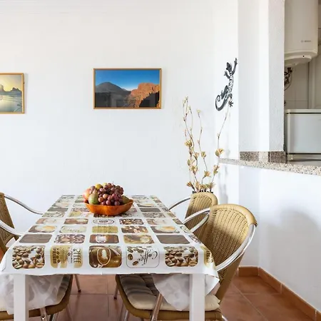 Fewo-playamar-romantico-naehe-strand-toller-meerblick-2-schlafzimmer-2-terrassen-pool-parkplatz Appartement *