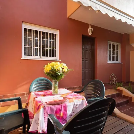 Fewo-playamar-romantico-naehe-strand-toller-meerblick-2-schlafzimmer-2-terrassen-pool-parkplatz *