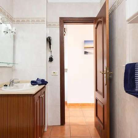 Fewo-playamar-romantico-naehe-strand-toller-meerblick-2-schlafzimmer-2-terrassen-pool-parkplatz Appartement *