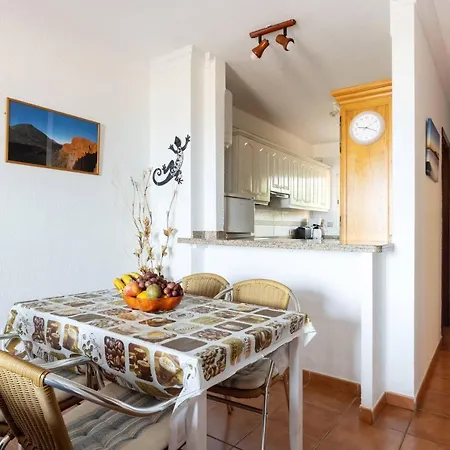 Fewo-playamar-romantico-naehe-strand-toller-meerblick-2-schlafzimmer-2-terrassen-pool-parkplatz *